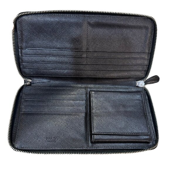 Prada Black Leather Wallet - Picture 3 of 5